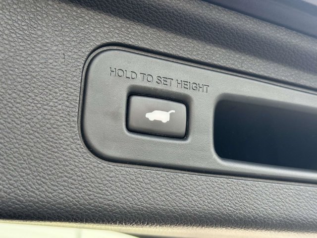 Used 2023 Honda Odyssey Touring image 12