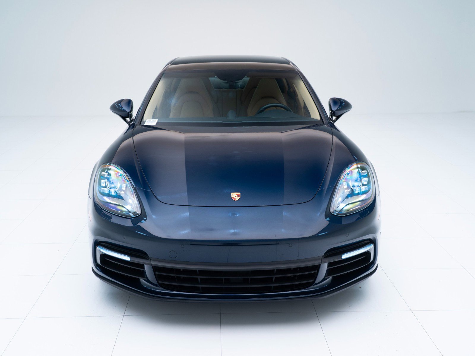 Certified 2018 Porsche Panamera 4S AWD/4WD image 6