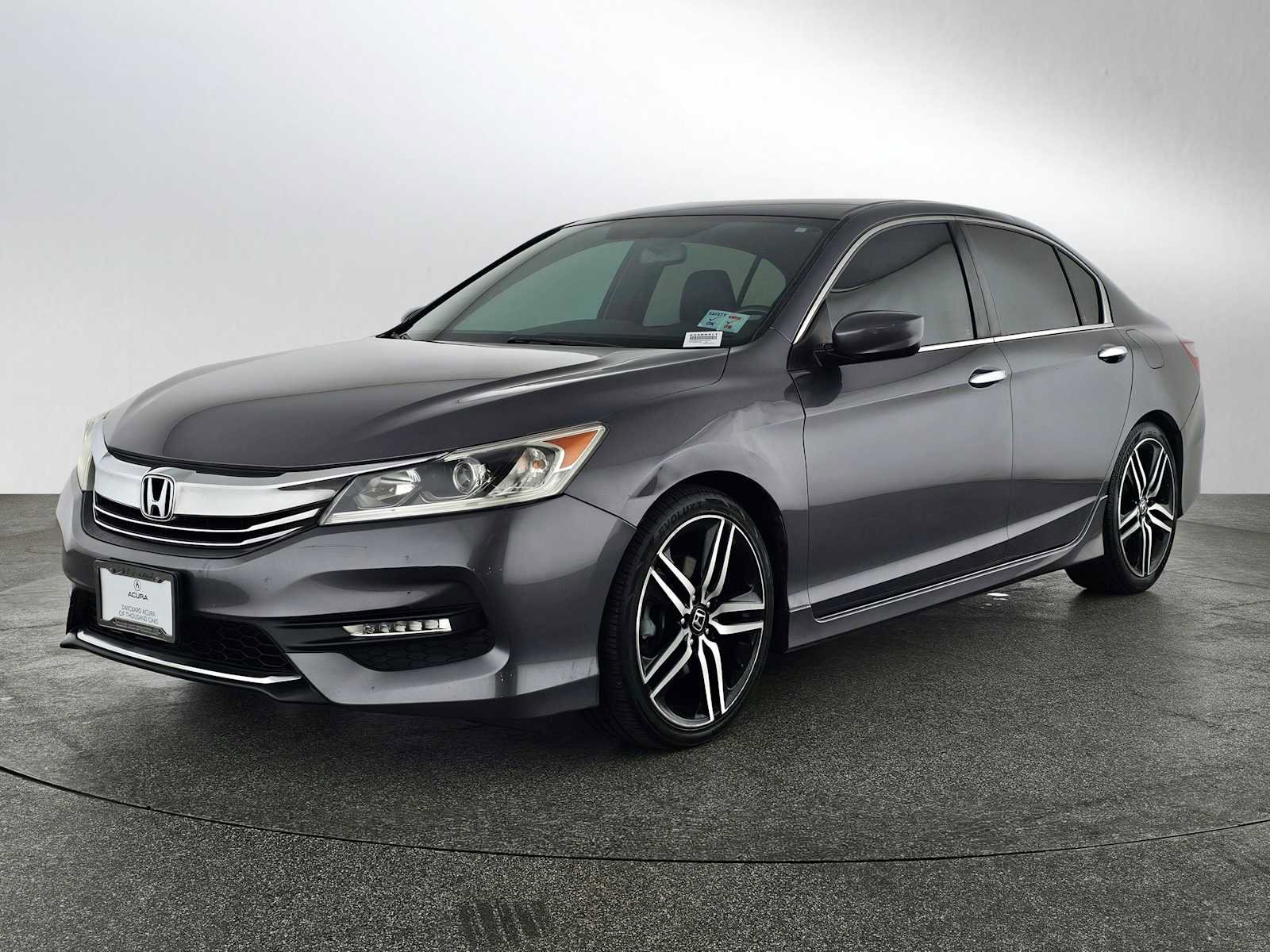 Used 2017 Honda Accord Sport image 7