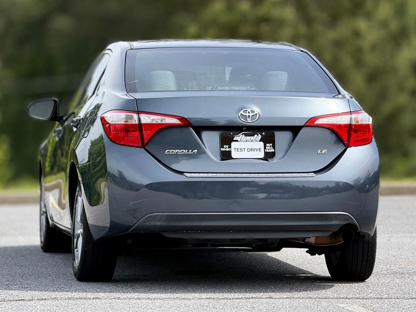 Used 2015 Toyota Corolla LE FWD image 5