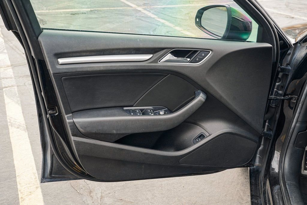 Used 2015 Audi A3 1.8T Premium w/ Cold Weather Package image 8