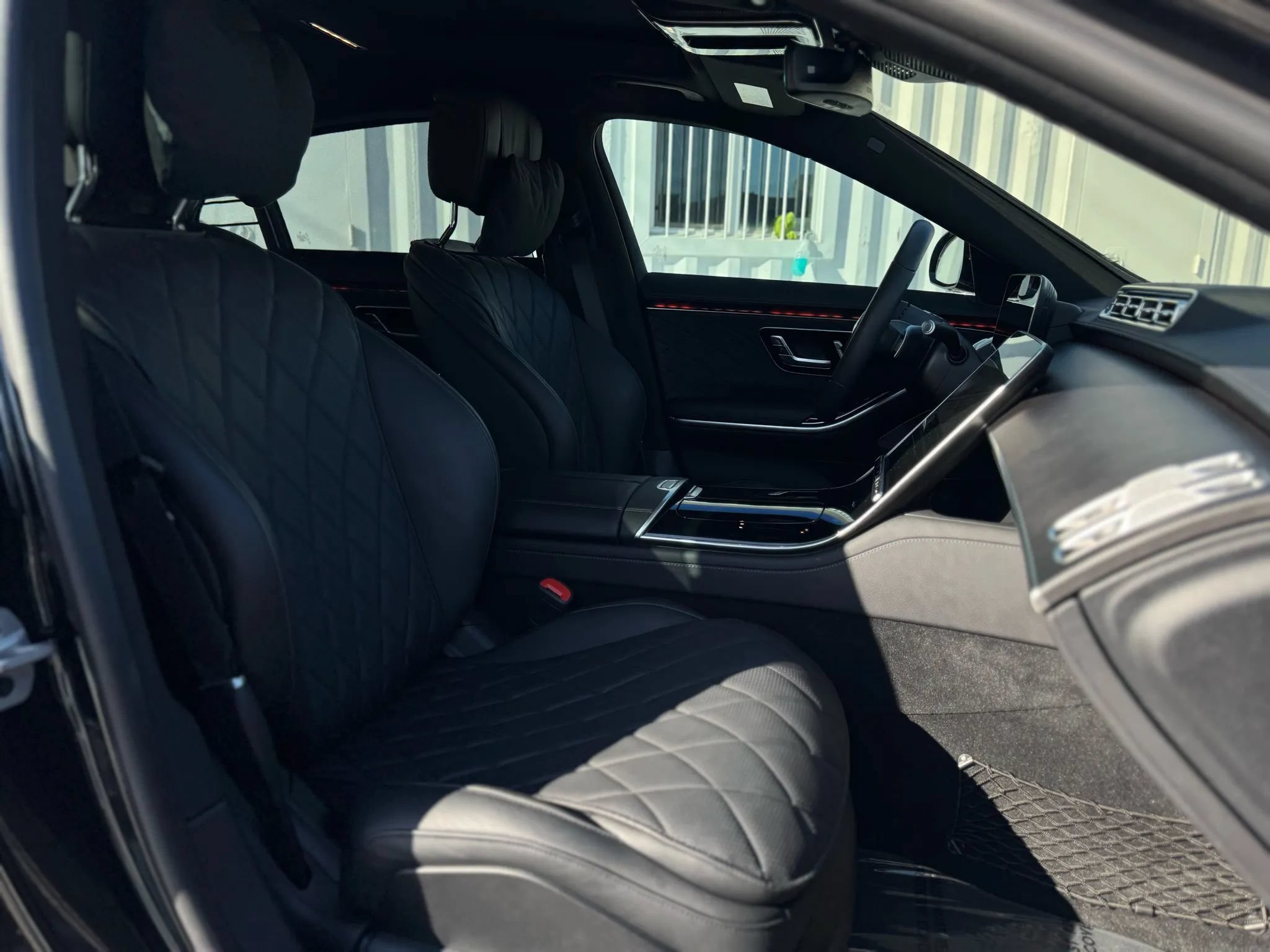 Used 2025 Mercedes-Benz S 580 4MATIC Sedan image 30