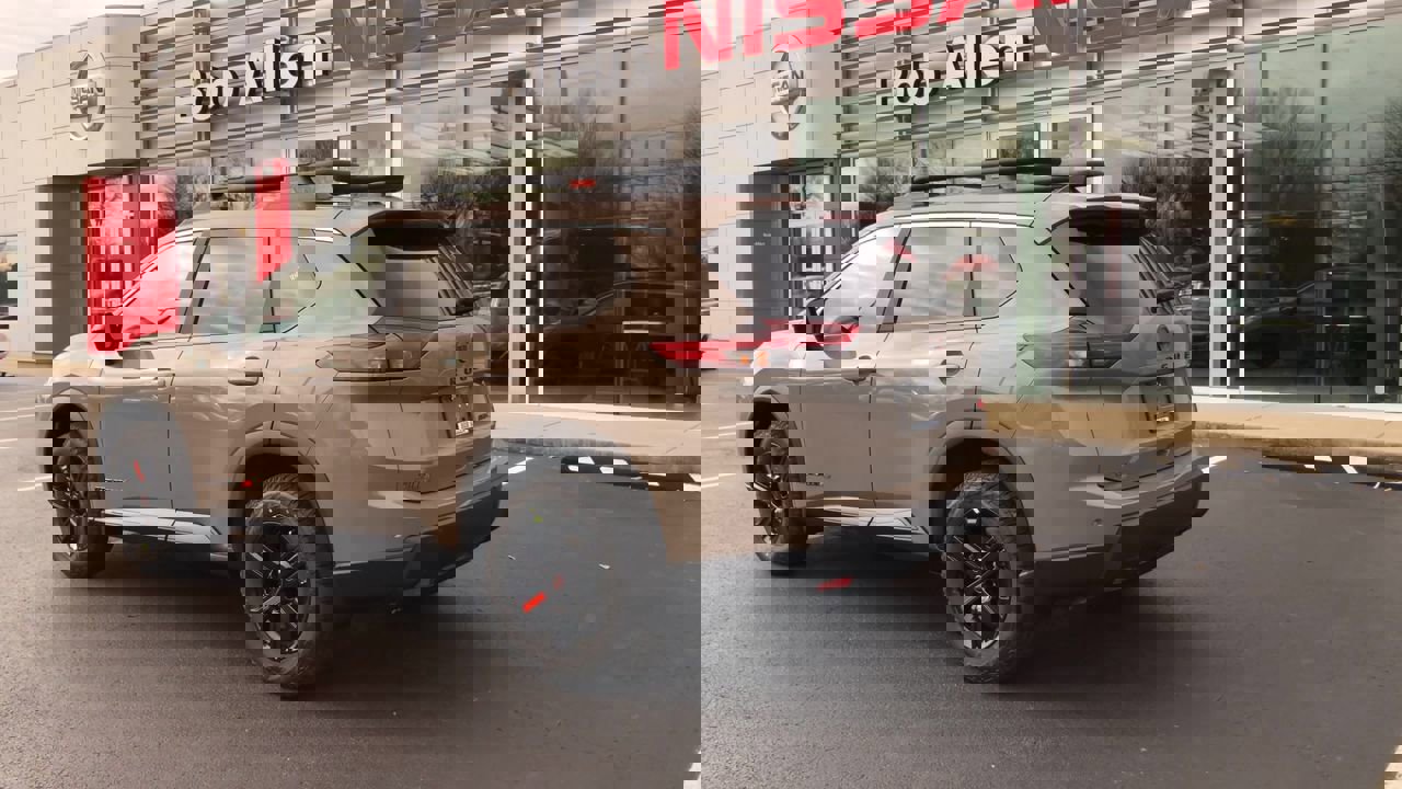 New 2026 Nissan Rogue Rock Creek image 6