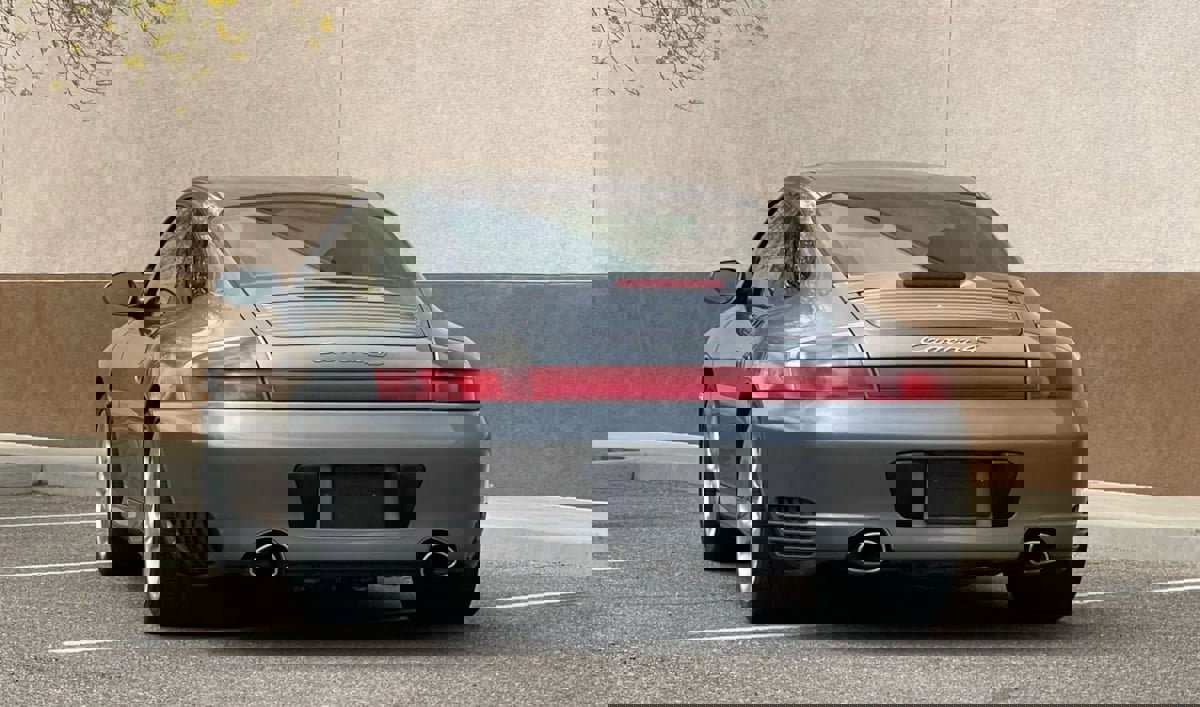 Used 2003 Porsche 911 GT3 RS image 10