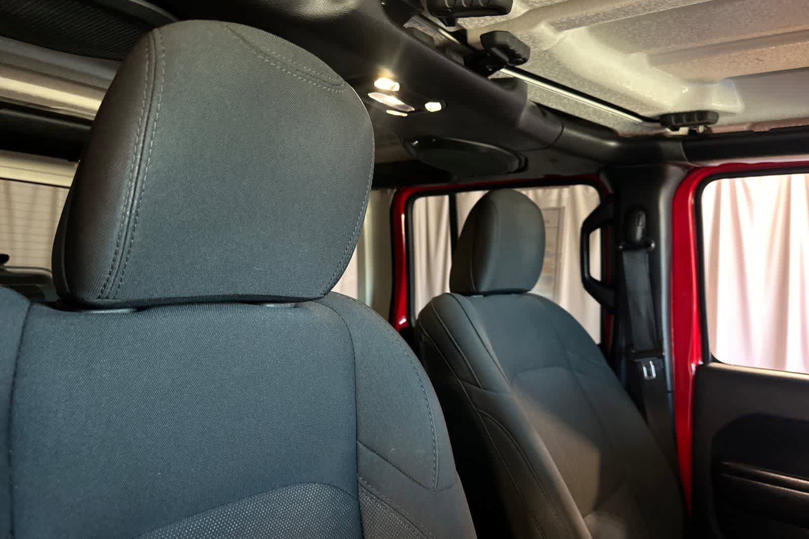 Used 2020 Jeep Wrangler Unlimited Sport AWD/4WD image 20