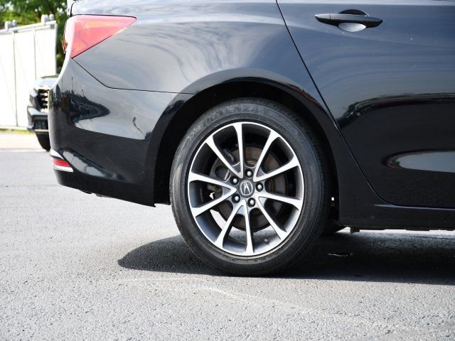 Used 2017 Acura TLX V6 SH-AWD w/ Technology Pkg image 10
