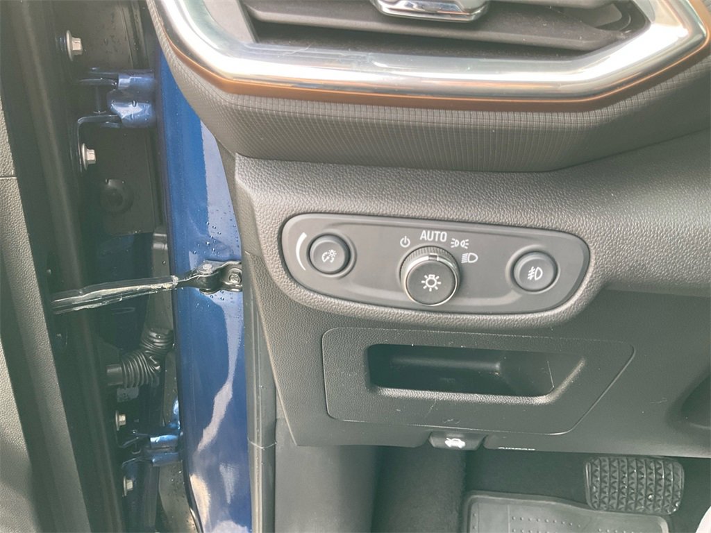 Used 2022 Chevrolet TrailBlazer ACTIV image 22