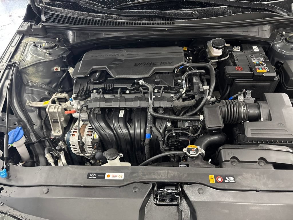 Used 2024 Hyundai Elantra SEL FWD image 13