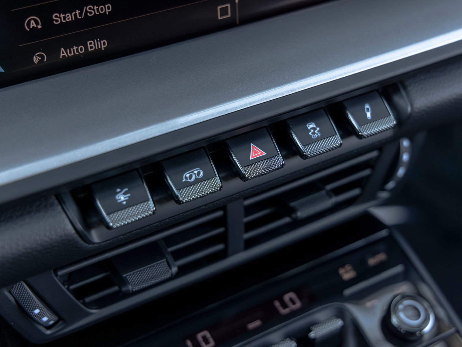 Used 2025 Porsche 911 Carrera T image 35