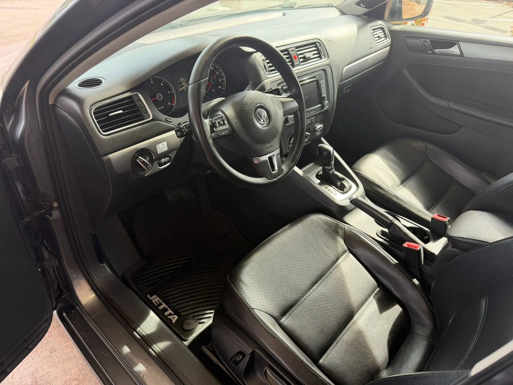 Used 2014 Volkswagen Jetta TDI FWD image 7