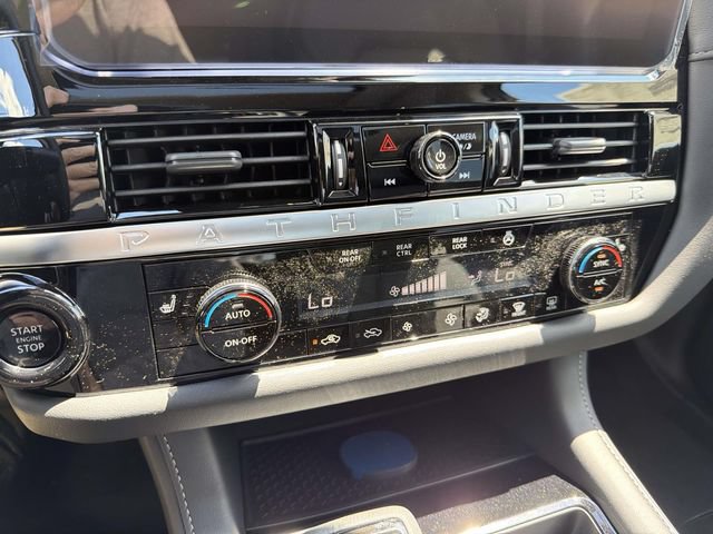 New 2026 Nissan Pathfinder SL w/ SL Premium Package AWD/4WD image 16