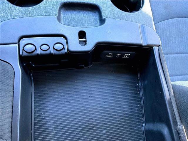 Used 2021 RAM 1500 Classic SLT image 26