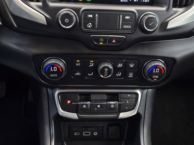 Used 2022 GMC Terrain SLT image 22
