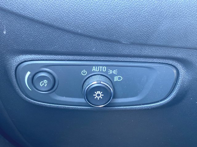 Used 2024 Chevrolet Equinox LS w/ LS Convenience Package AWD/4WD image 17