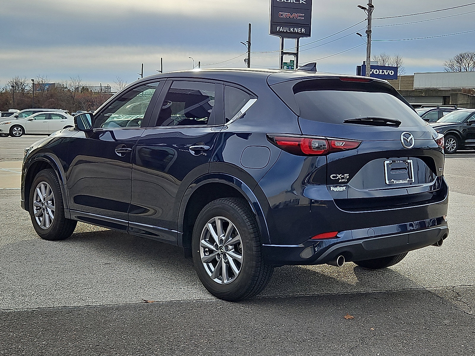 Certified 2025 MAZDA CX-5 AWD 2.5 S w/ Preferred Package image 4