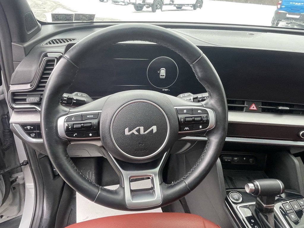 Certified 2024 Kia Sportage SX image 30