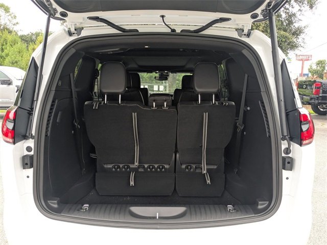 New 2026 Chrysler Pacifica Select image 28