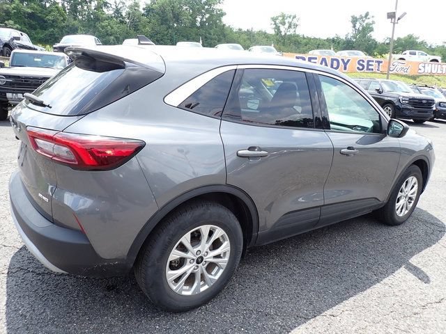 Used 2023 Ford Escape Active AWD/4WD image 6