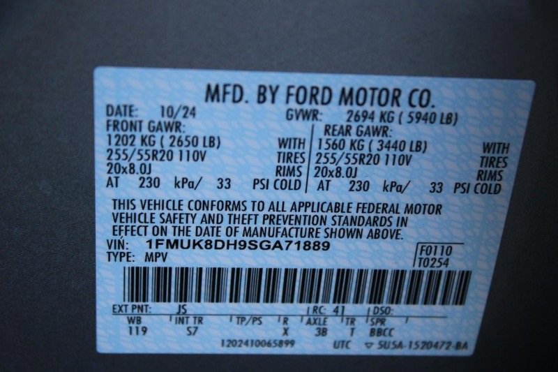 New 2025 Ford Explorer Active w/ Active Comfort Package image 18