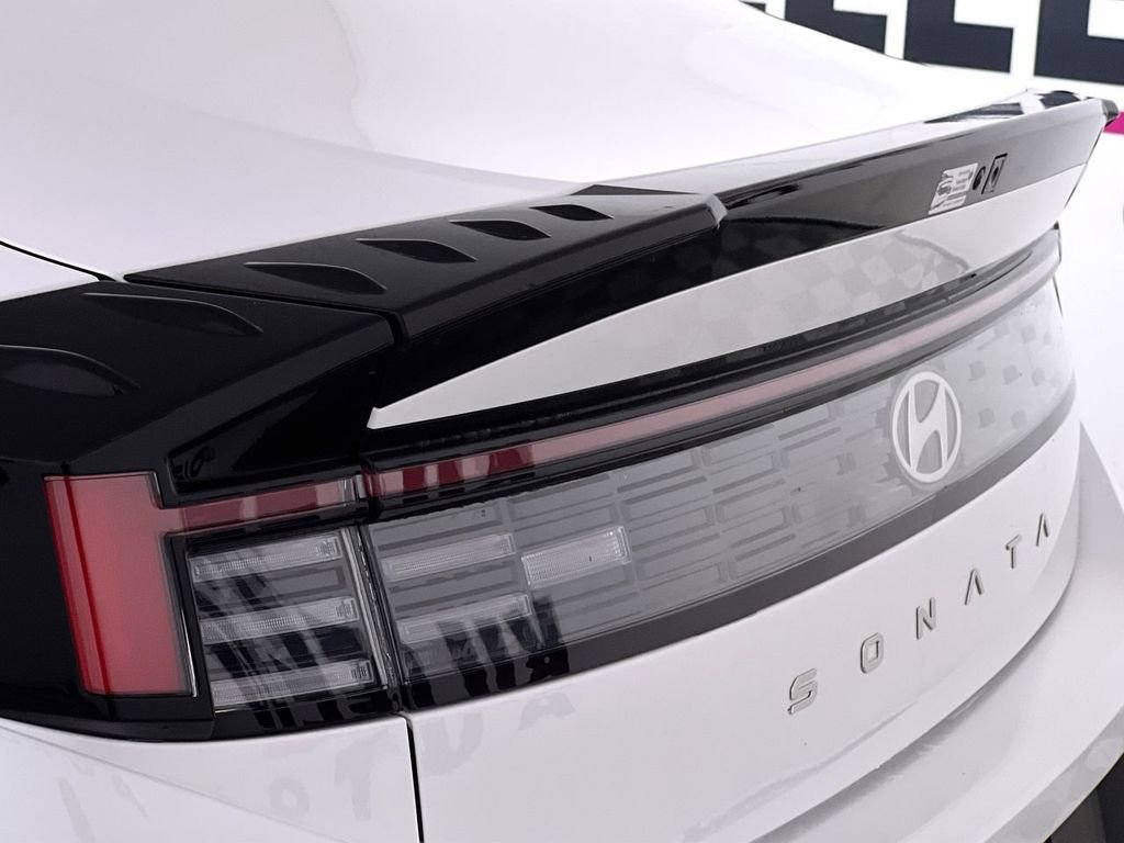 Used 2025 Hyundai Sonata SE image 24