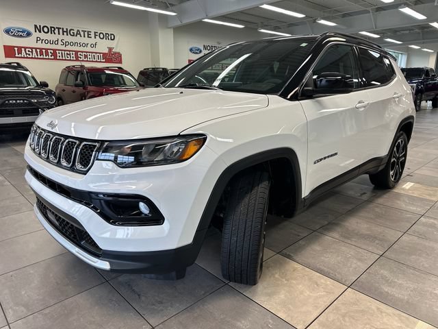 Used 2023 Jeep Compass Limited AWD/4WD image 16