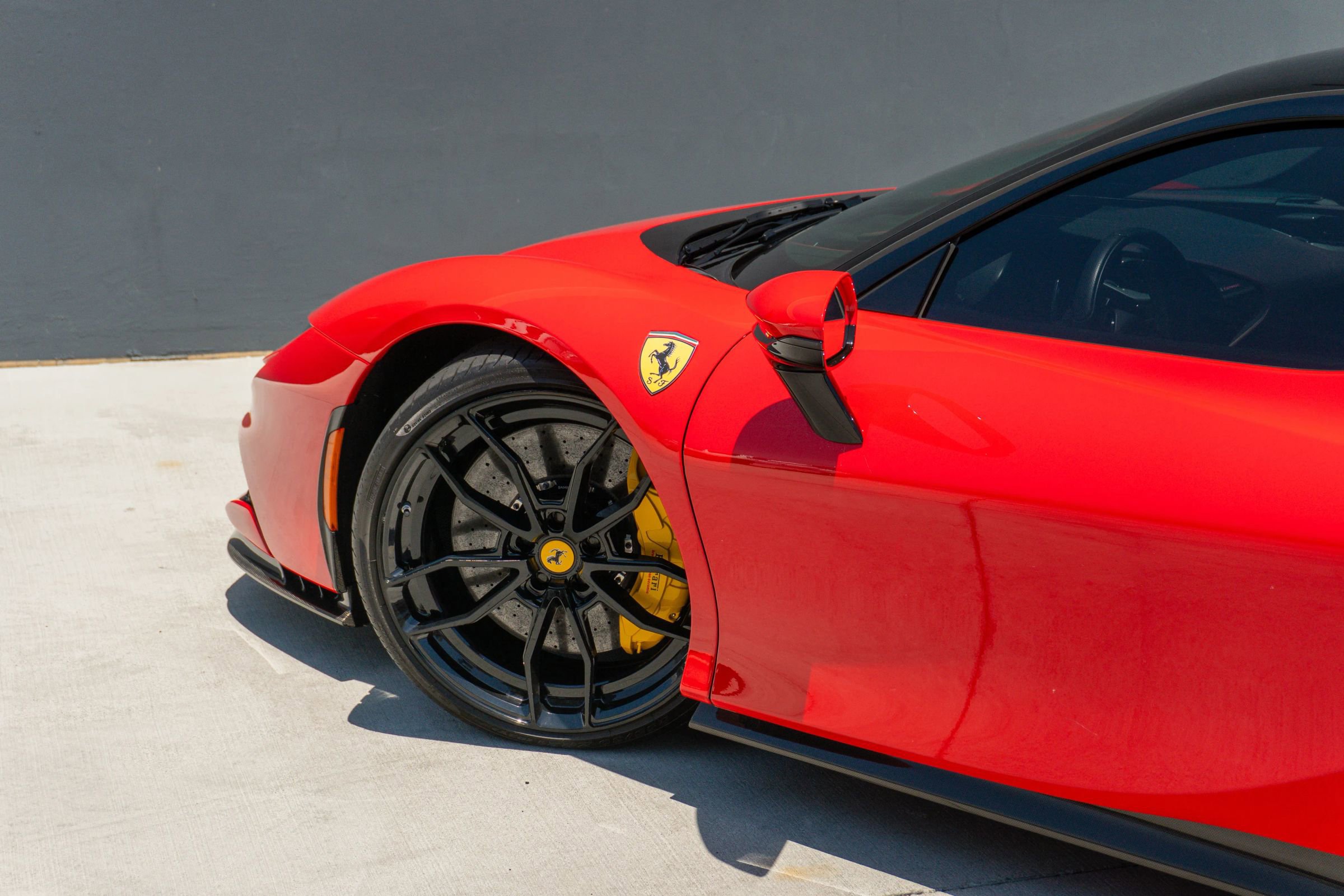 Used 2021 Ferrari SF90 Stradale AWD/4WD image 22