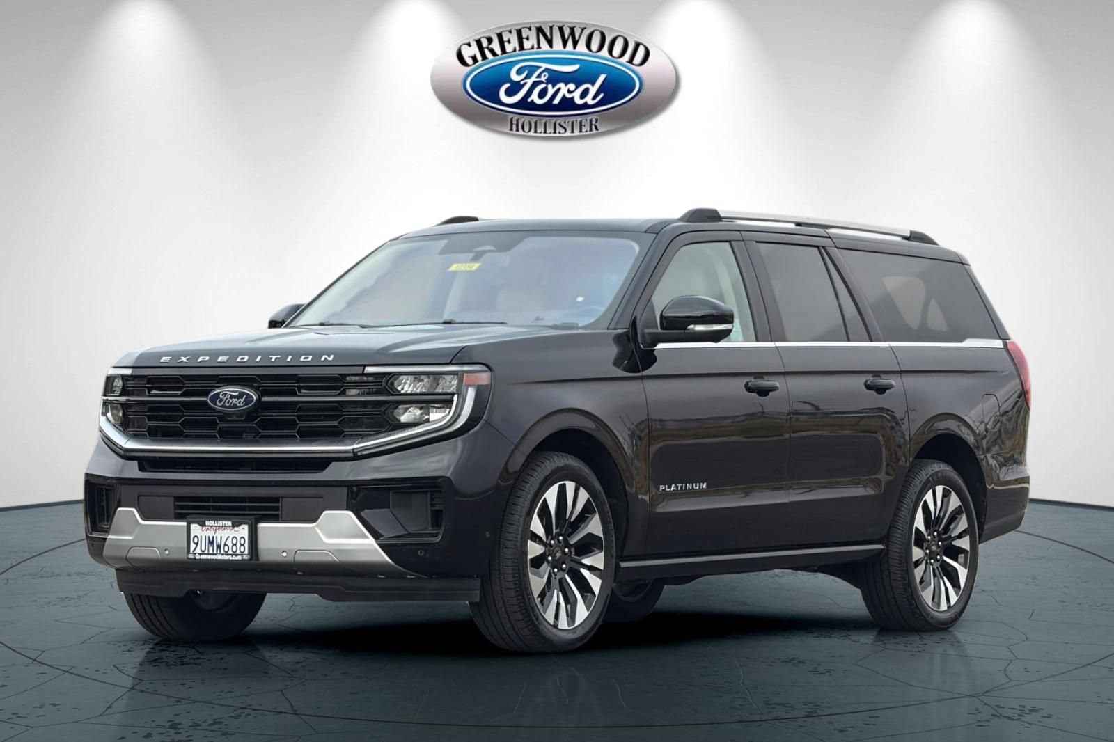 Certified 2025 Ford Expedition Max Platinum w/ Driver's Package AWD/4WD image 8