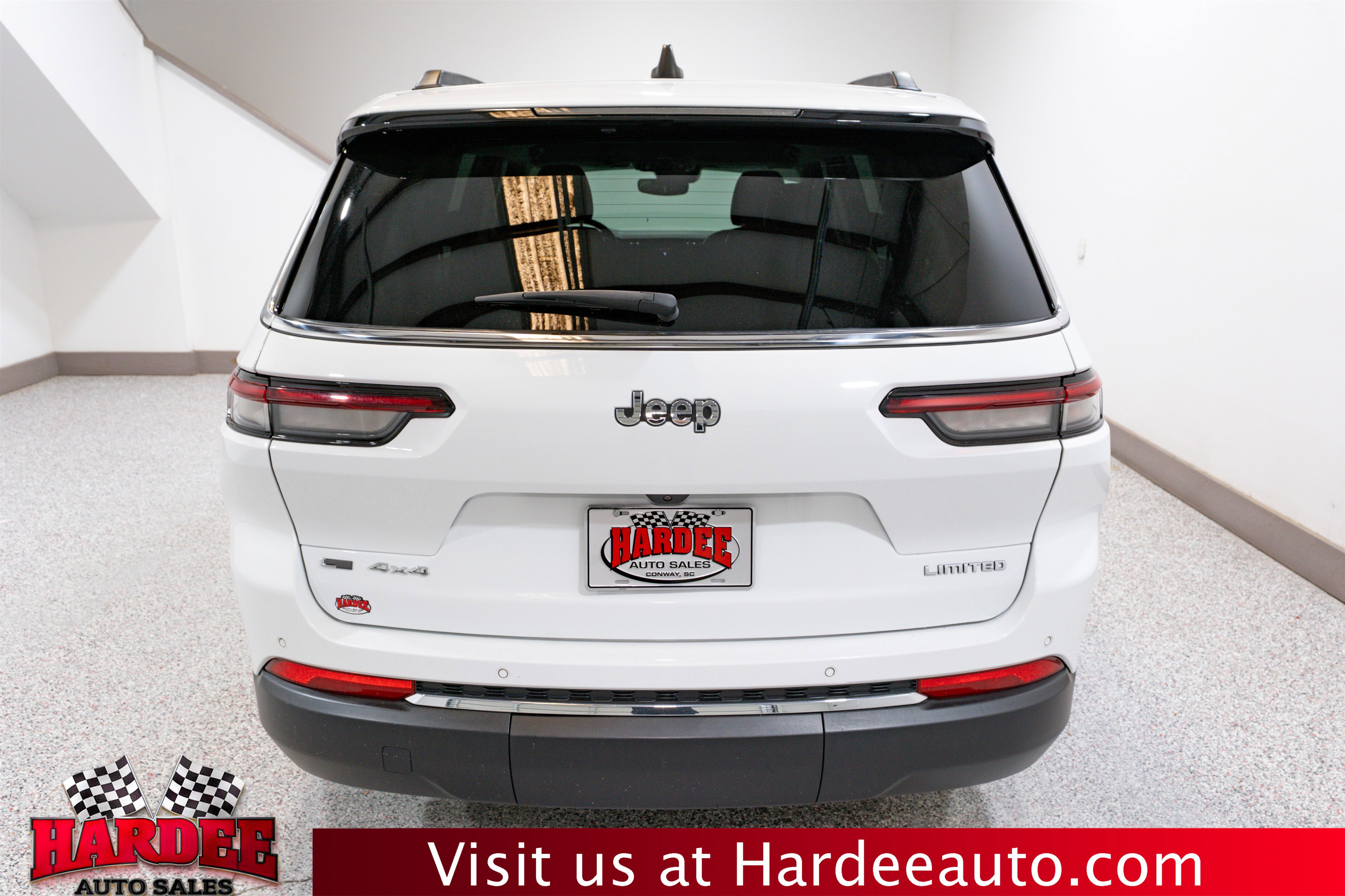 Used 2023 Jeep Grand Cherokee L Limited image 4