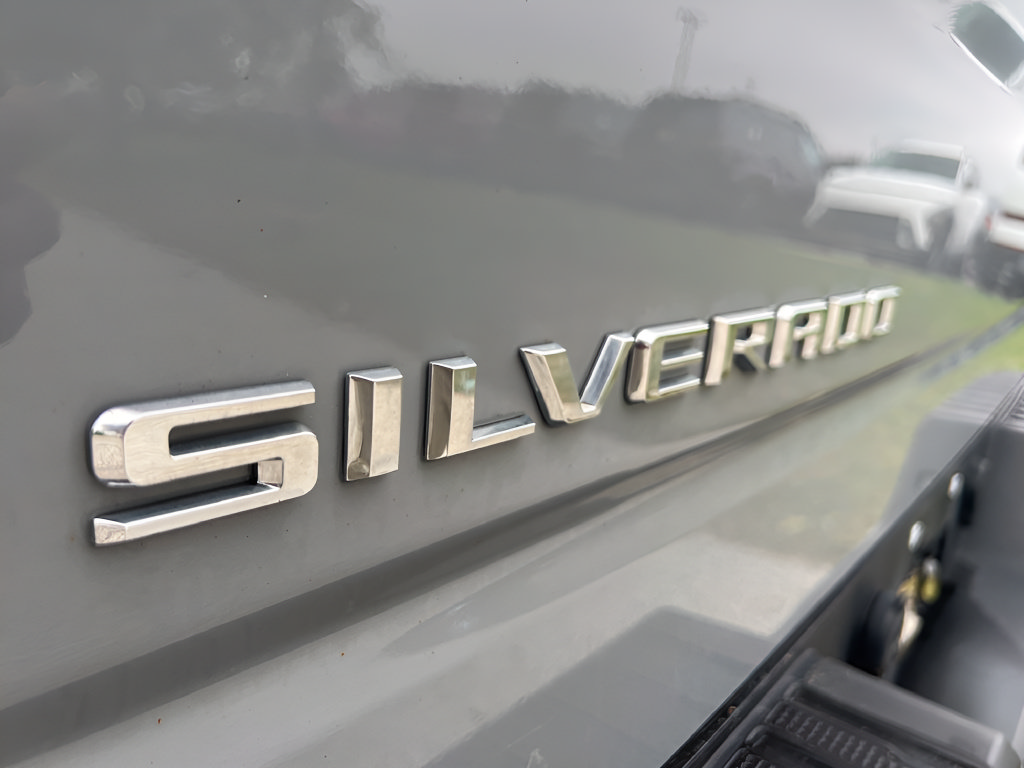 Used 2024 Chevrolet Silverado 1500 LT AWD/4WD image 34