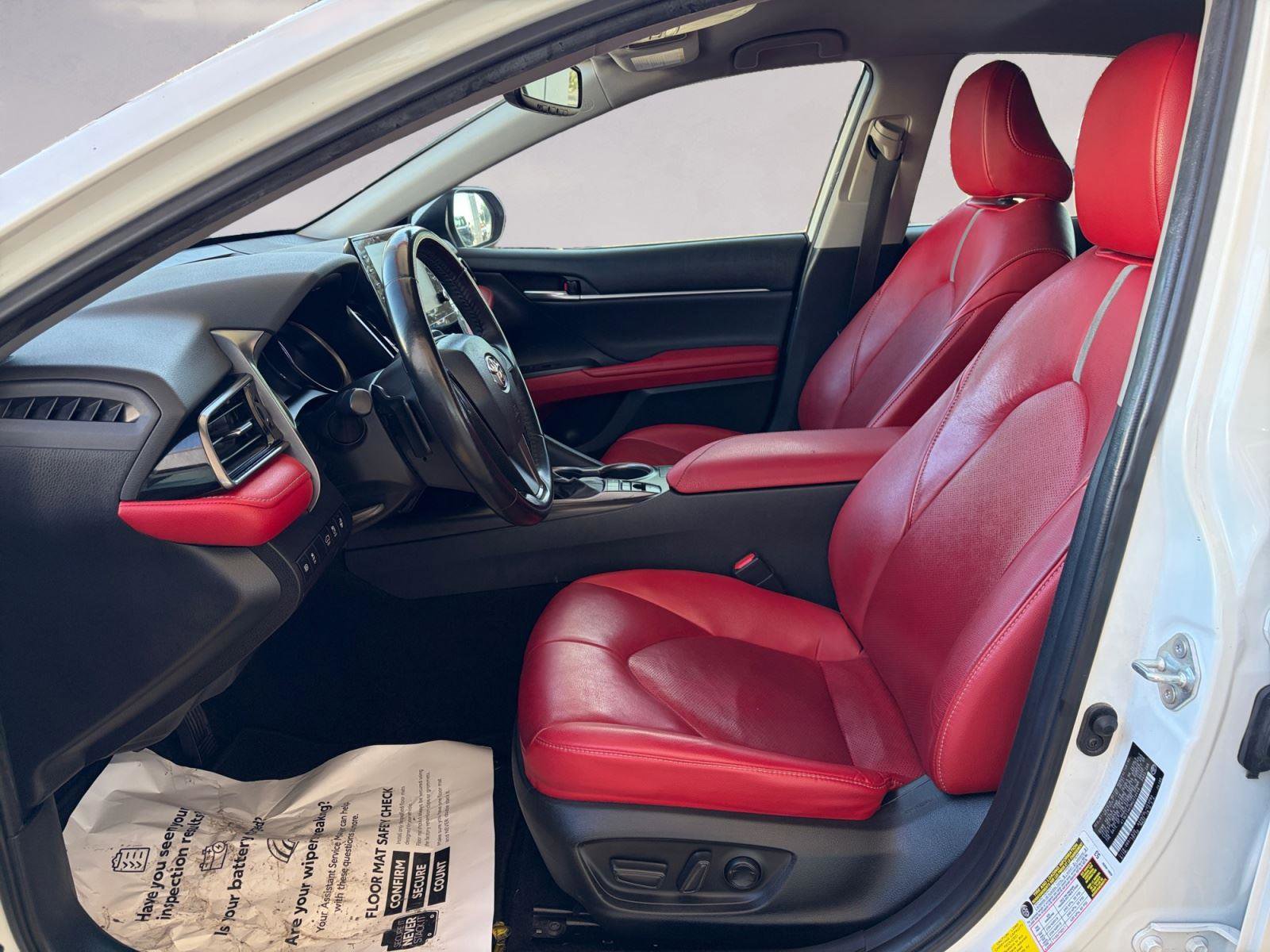 Used 2021 Toyota Camry XSE image 9