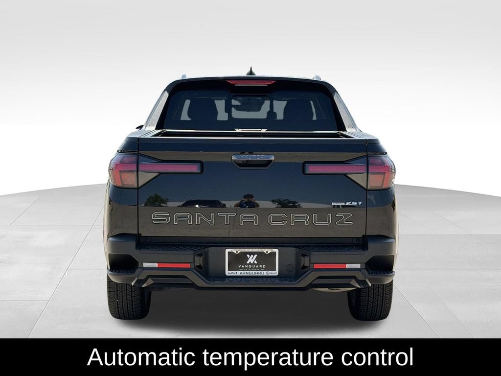 Used 2024 Hyundai Santa Cruz Night AWD/4WD image 8