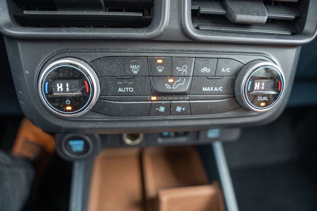 Used 2022 Ford Maverick Lariat w/ Equipment Group 500A Standard image 25