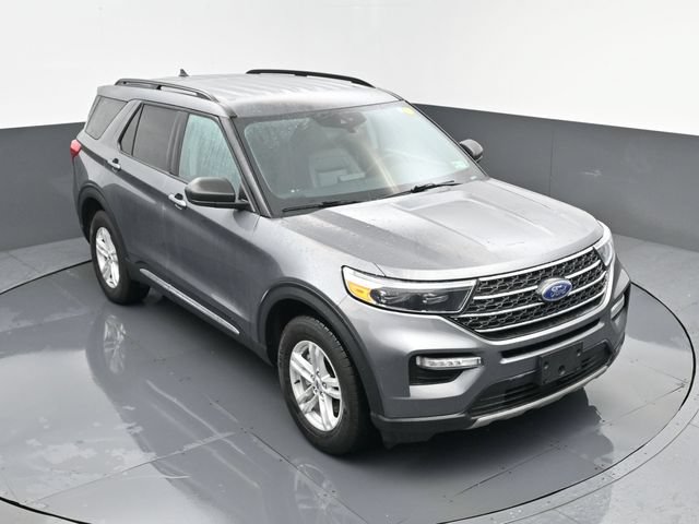 Used 2022 Ford Explorer XLT w/ Equipment Group 202A AWD/4WD image 21