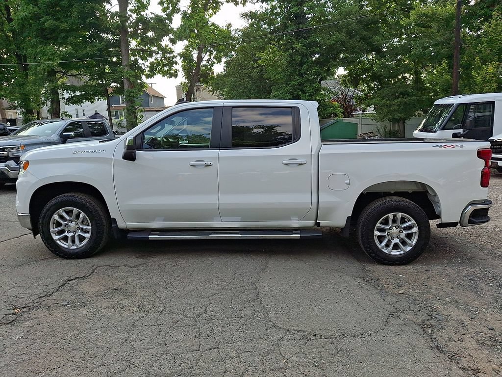 Certified 2024 Chevrolet Silverado 1500 LT AWD/4WD image 4