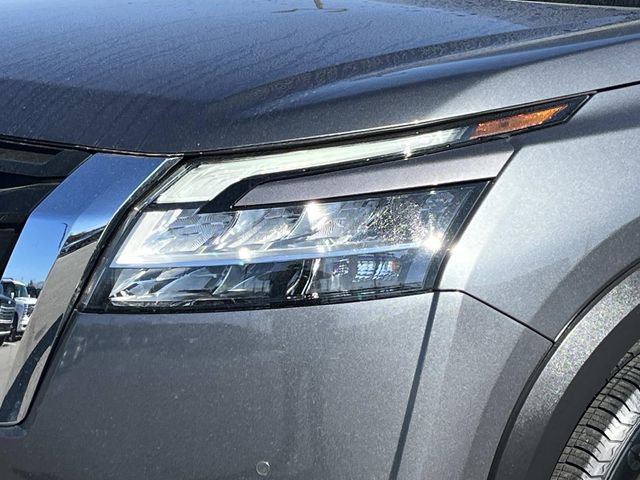 Used 2023 Nissan Pathfinder SL image 8