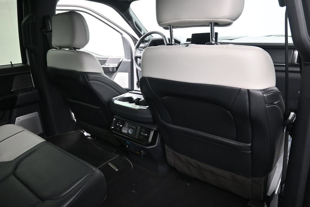 Used 2023 Ford F150 Lightning Platinum AWD/4WD image 23