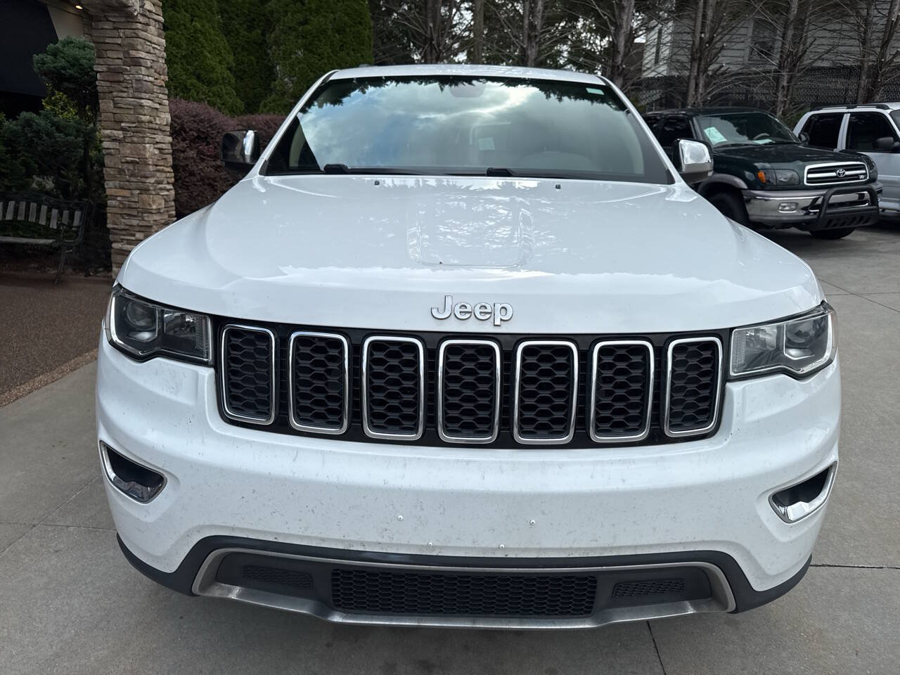 Used 2018 Jeep Grand Cherokee Limited w/ Trailer Tow Group IV AWD/4WD image 7
