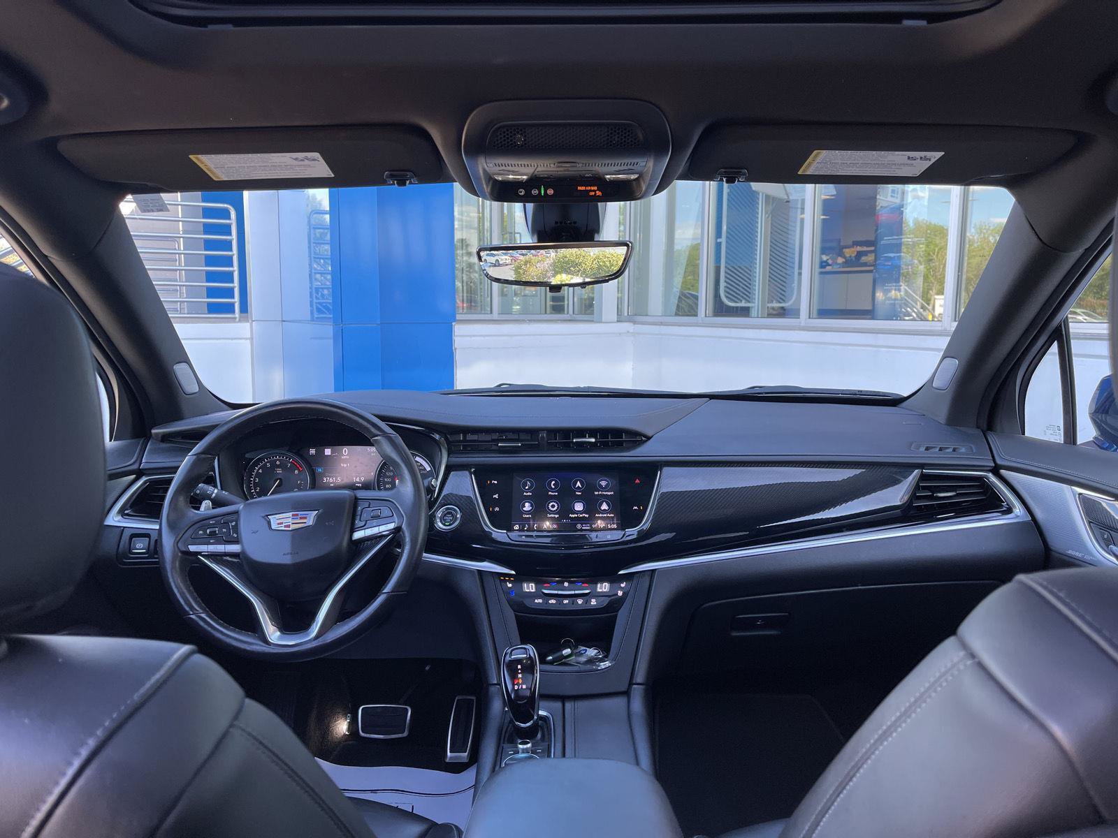 Used 2024 Cadillac XT6 Sport w/ Technology Package AWD/4WD image 27