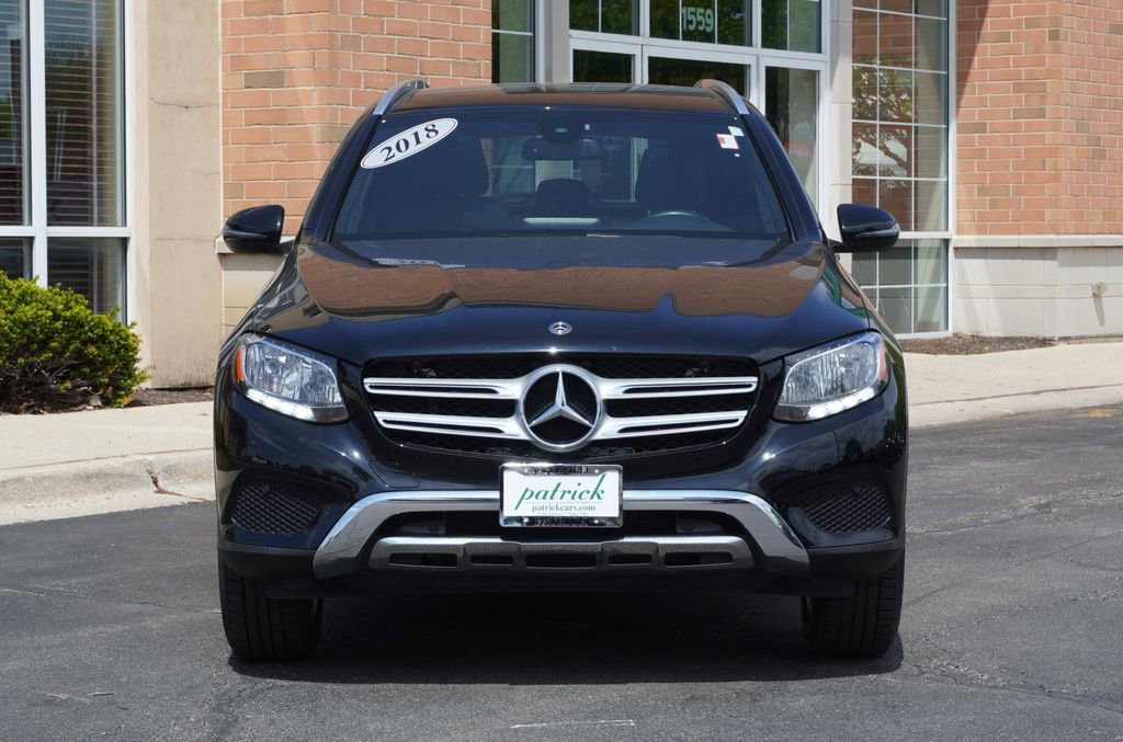Used 2018 Mercedes-Benz GLC 300 4MATIC image 3