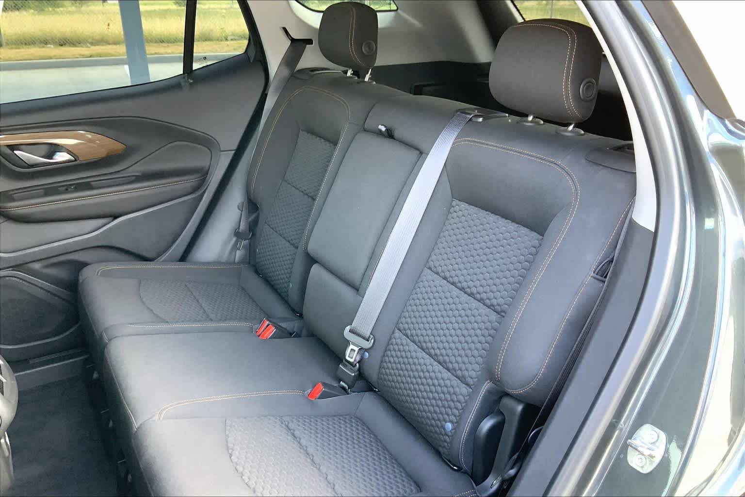 Used 2020 GMC Terrain SLE w/ Driver Convenience Package FWD image 21