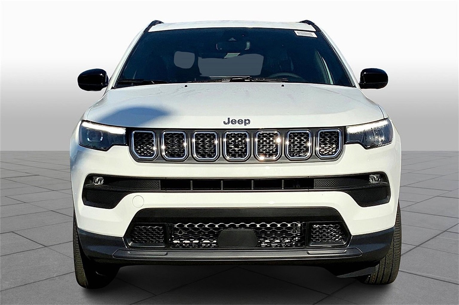 New 2023 Jeep Compass Latitude w/ Sun and Sound Group image 2