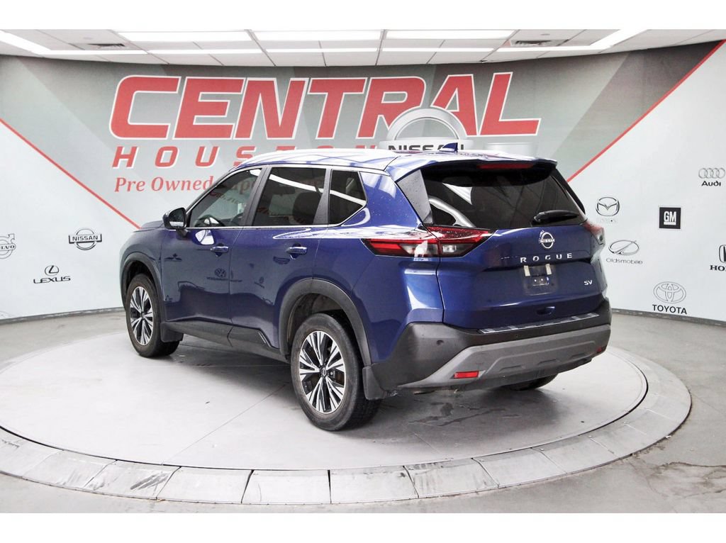 Used 2023 Nissan Rogue SV w/ SV Premium B Package FWD image 3