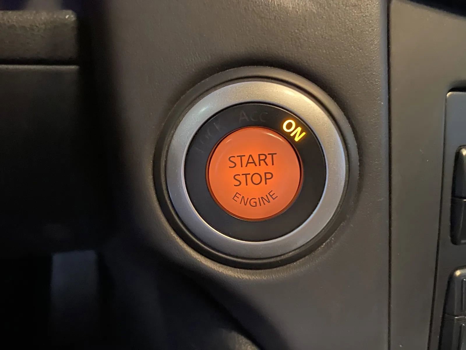 Used 2012 Nissan 370Z Coupe image 15