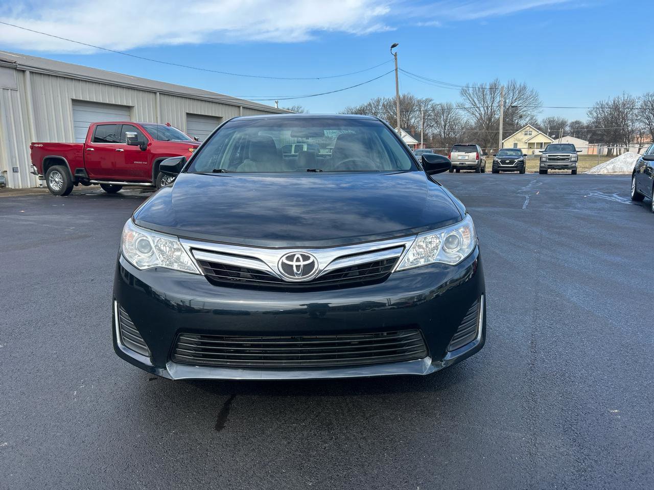 Used 2013 Toyota Camry XLE image 2