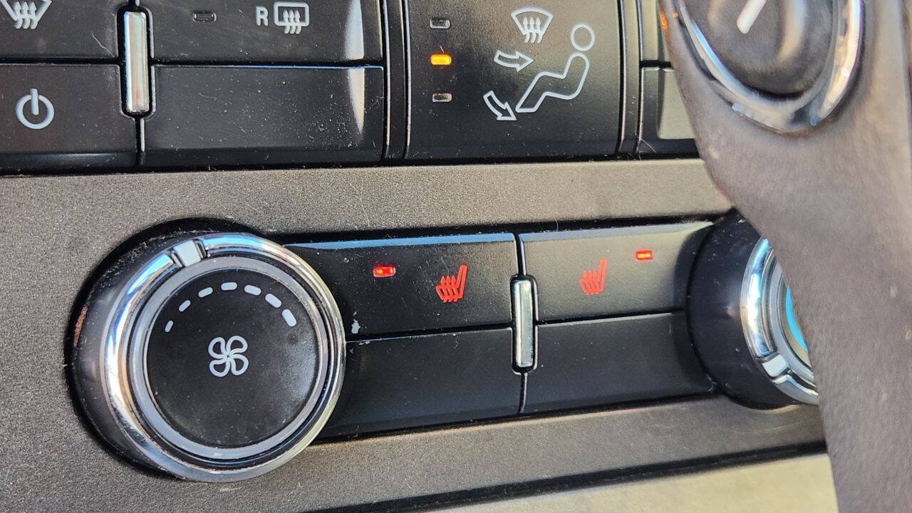 Used 2013 Ford Mustang Premium RWD image 14