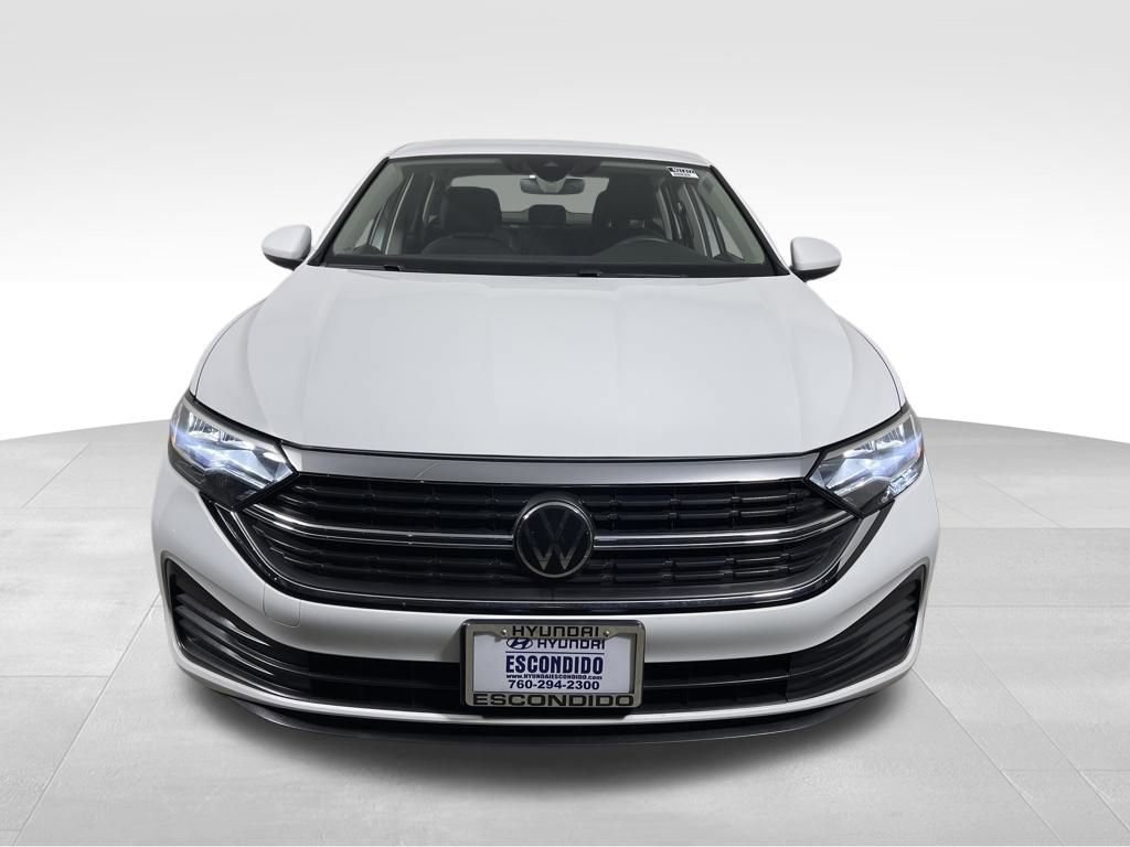 Used 2024 Volkswagen Jetta S image 9