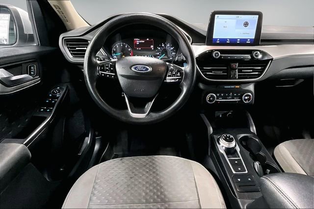 Used 2020 Ford Escape SE image 9