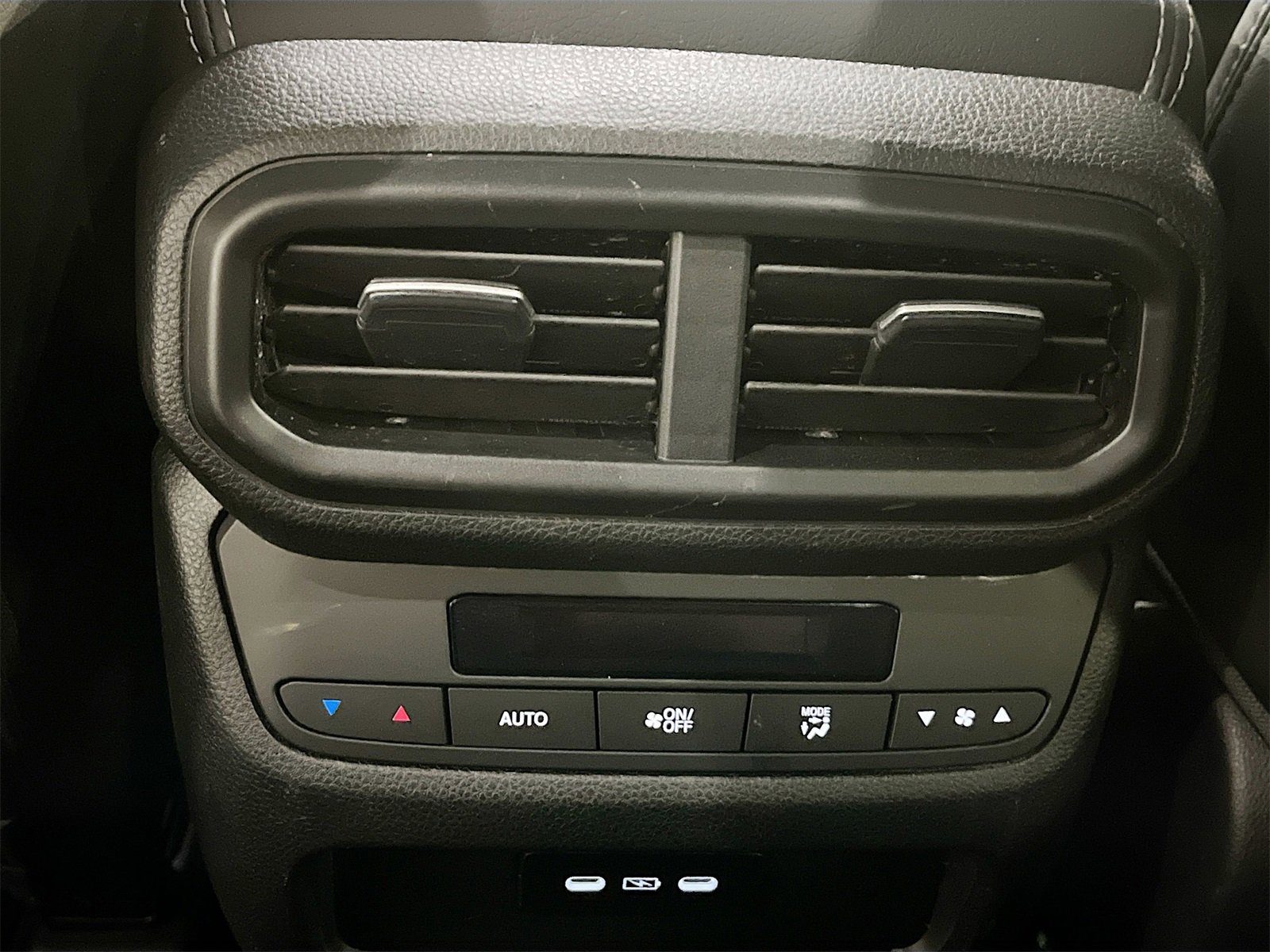 Used 2025 Honda Pilot EX-L image 25