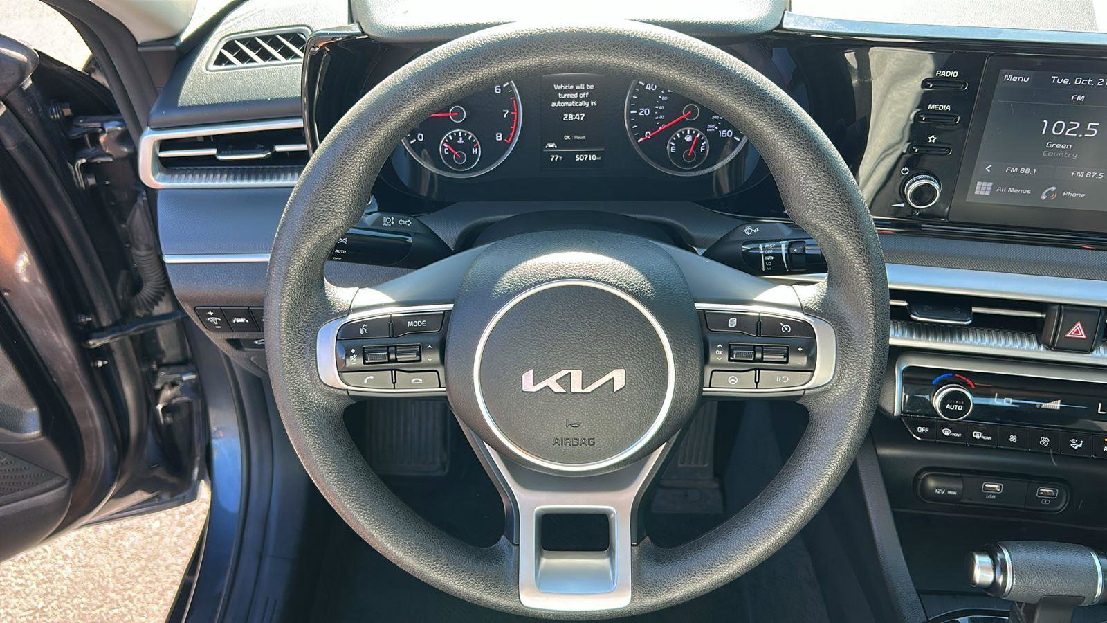 Used 2023 Kia K5 LXS image 10