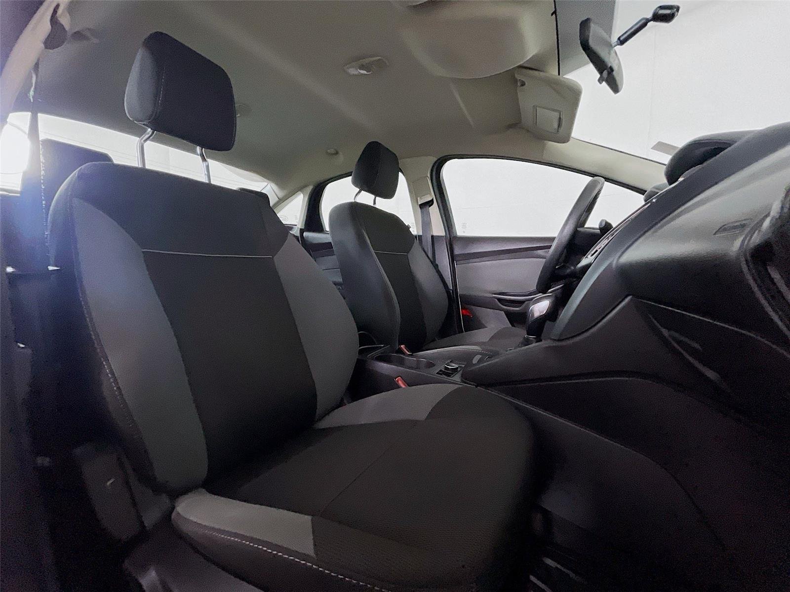 Used 2013 Ford Focus S FWD image 29